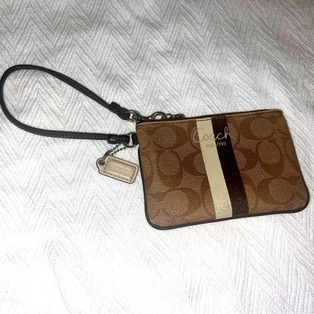 Coach - Wristlet- Browns and Cream - New York Signature Khaki